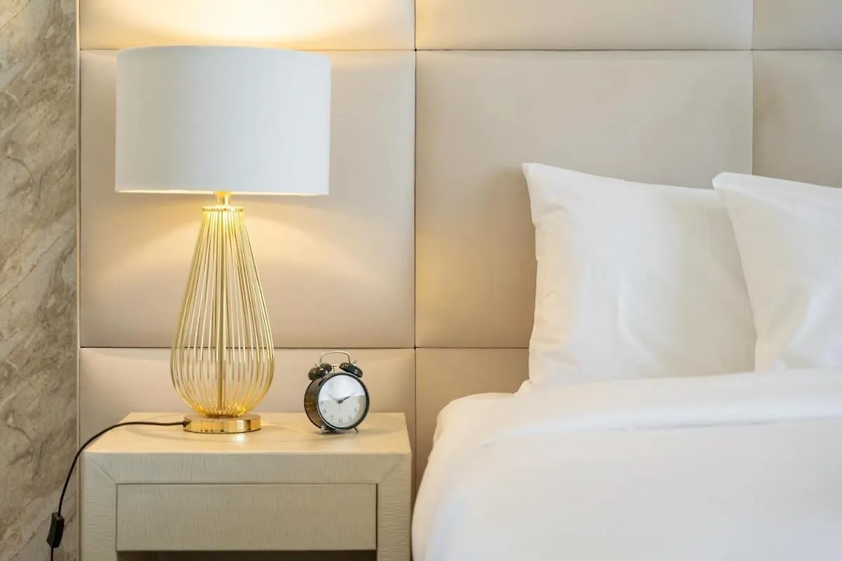 דובאי Glorious 3-Bedroom Apartment With Beach Views At Tiara Residences In Palm Jumeirah